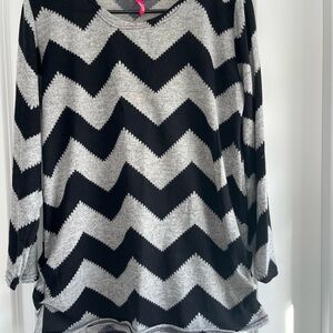 VILA Black and Gray Zigzag Blouse